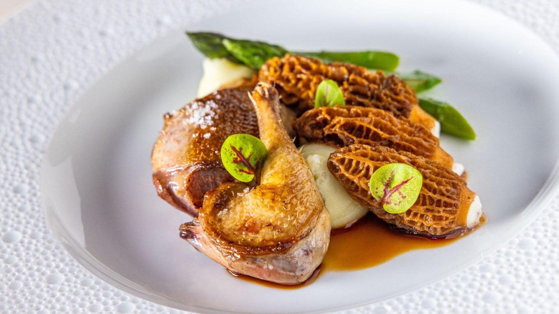 Chef étoilé à domicile à Megève : l’excellence au cœur du chalet
