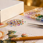 Guide complet pour bien choisir son kit de broderie diamant.